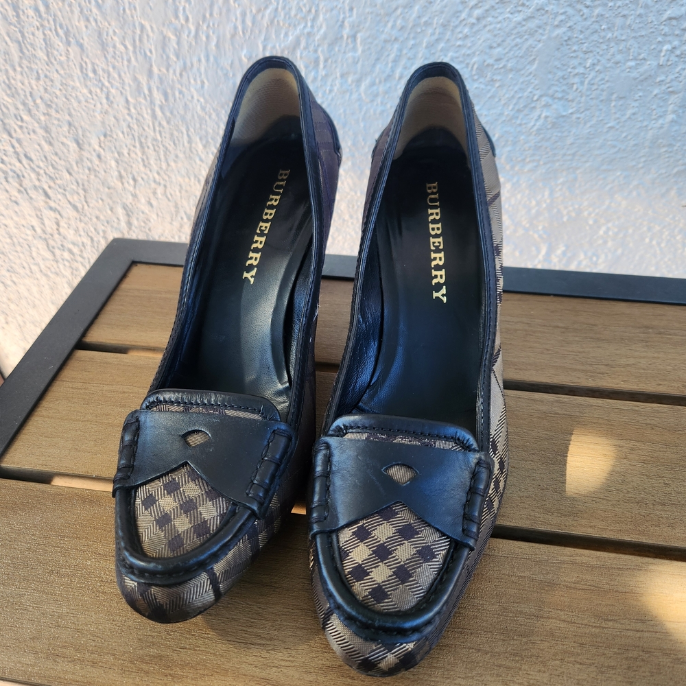 Burberry Black Smoked Nova Pump Loafer size 39(EU)
